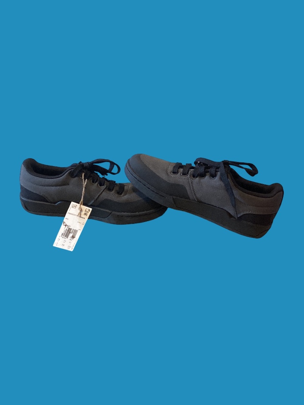 Five Ten Men’s Size 8 Black Gray Cycling Mountain Bike Shoes New w/ Tags